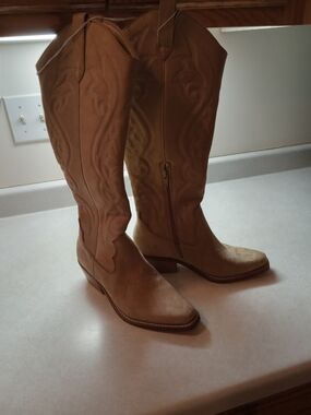 wild fable Tall Western Knee-High Boots in Tan